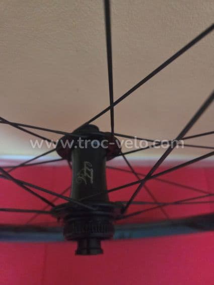 Paire de roues carbone haut de gamme VOODOOZ WHEELS - 7