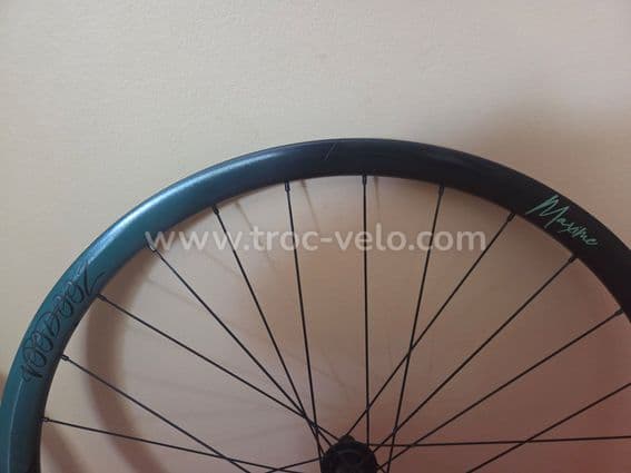 Paire de roues carbone haut de gamme VOODOOZ WHEELS - 8