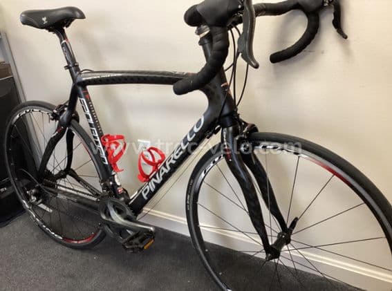 Vélo de route Pinarello FP Quattro Carbone -- Taille 56 cm -- Shimano Ultegra 10 vitesses - 3