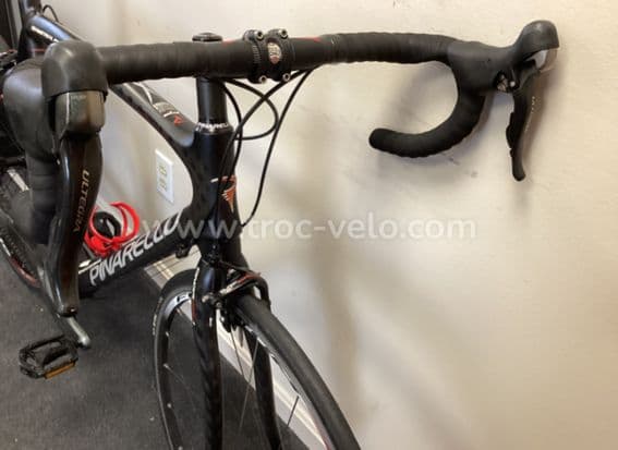 Vélo de route Pinarello FP Quattro Carbone -- Taille 56 cm -- Shimano Ultegra 10 vitesses - 8