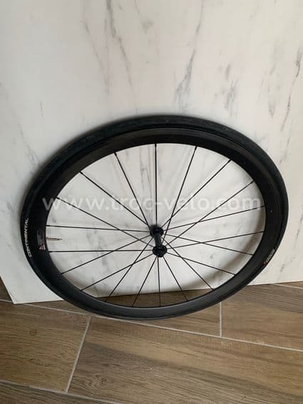 Roue avant Carbone - fabrication artisanale Carbonara - 1