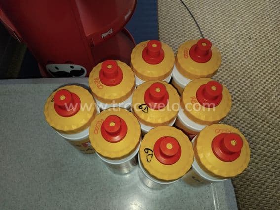 Lot de 9 bidons Uno X - 2