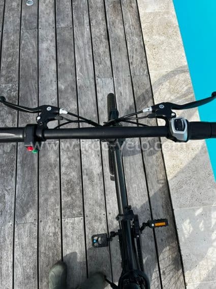 VELO ELECTRIQUE PLIABLE DE MOINS D UN AN - 4