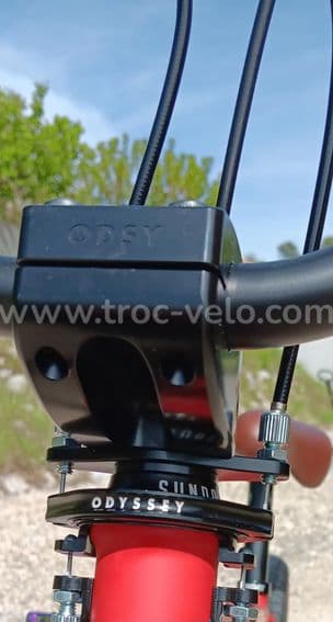 Bmx freestyle Sunday soundwave V3 - 3