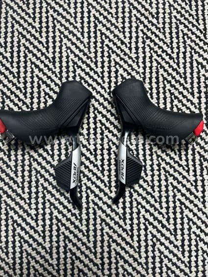 Manette apex axs d1 neuves - 3