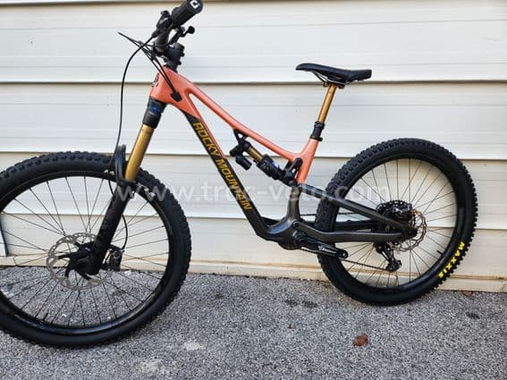 Rocky Mountain Altitude Carbon 90 Rally Edition (27,5) - S - noir/rose - 2022 - 4