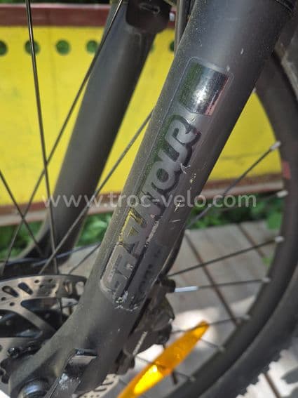 vélo vtt Giant STP24 pouces - 10