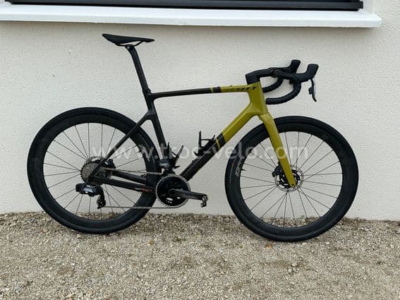 Scott Addict Gravel RC - 1
