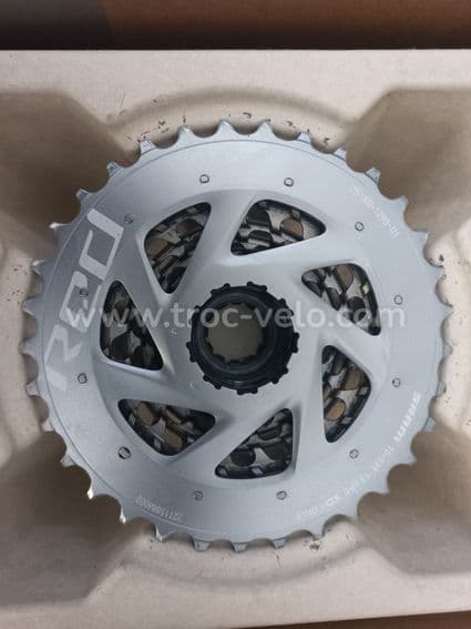 Cassette SRAM red 10 33 - 1