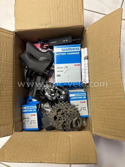Mini groupe électrique shimano ultegra 6870 - 1