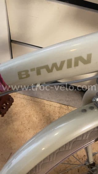 Vélo B’TWIN 24 pouces – Bon état + siège enfant offert - 10