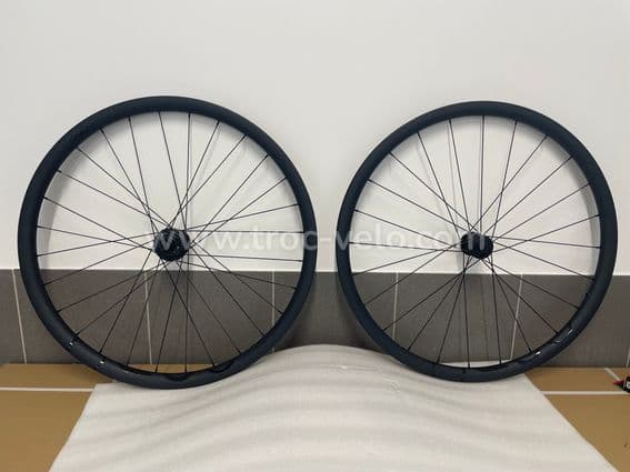 Roues OQUO RC30 team neuves - 1