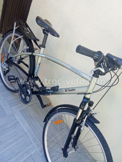 Très jolie vtc Btwin état neuf révision a jour série spéciale - 2