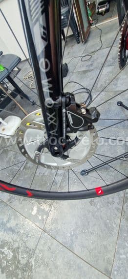 Velo route flatbar .Comme neuf - 6