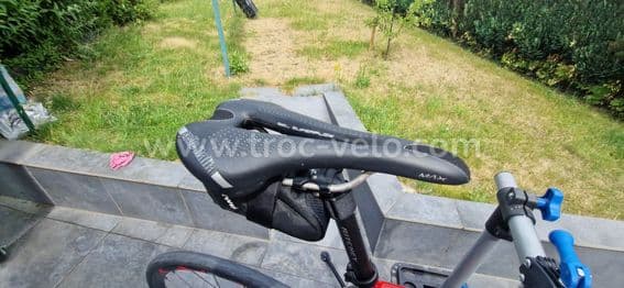 Velo route flatbar .Comme neuf - 8