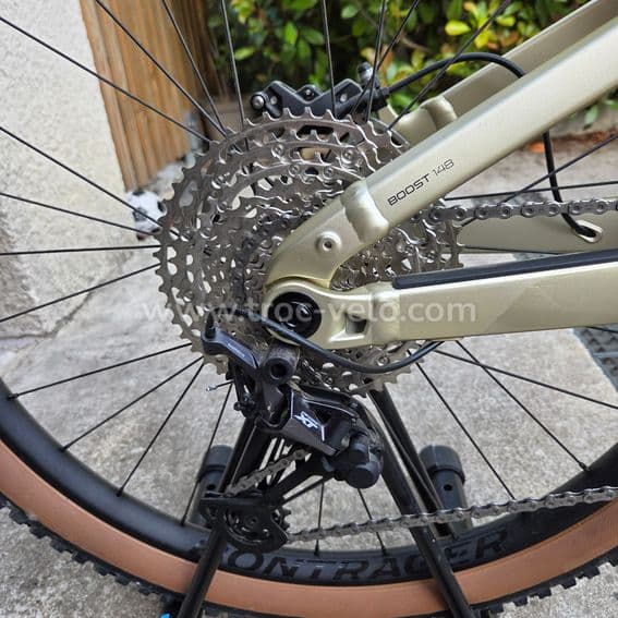 VTT AE TRECK Powerfly FS 7 - 5