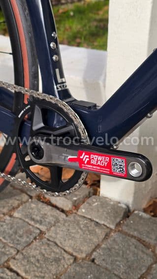 Velo route carbone Electrique 11,70 kilos - SRAM FORCE AXS sans fil - Taille L - 100% neuf - 3