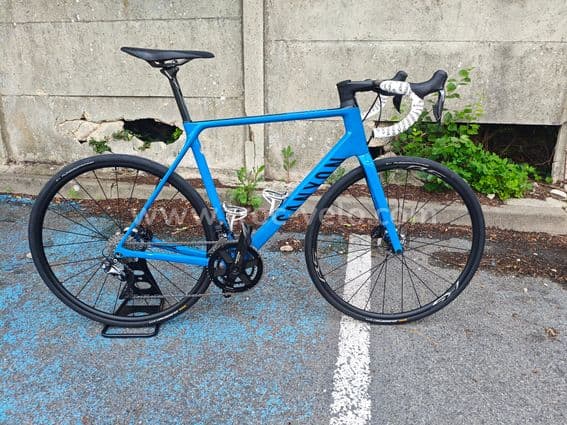 Canyon Ultimate CF SLX (2021) - 1