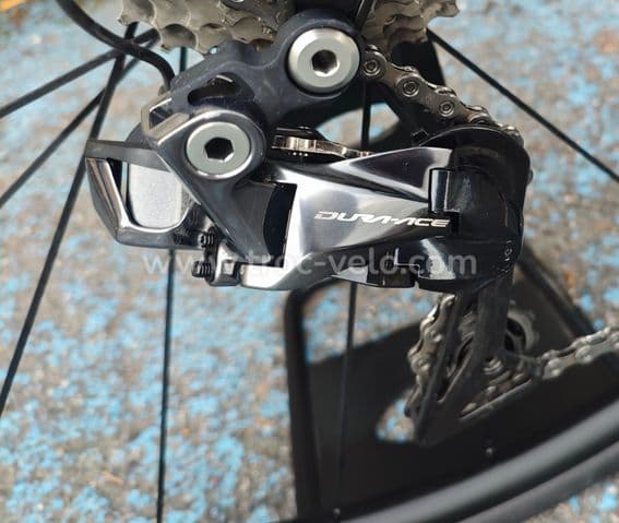 Canyon Ultimate CF SLX (2021) - 3