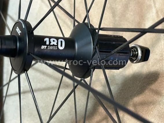 Paire de Roues Route DT SWISS ARC 1100 DICUT 48 à Patins - 2