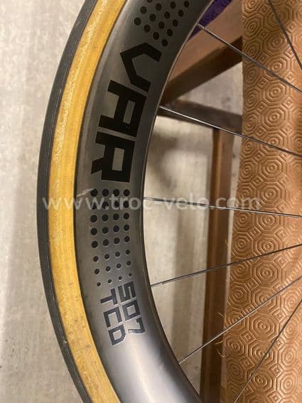 Roues carbone DT swiss 240 - 8