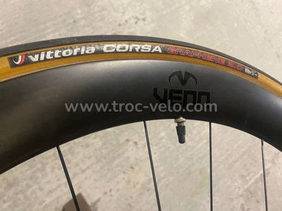 Roues carbone DT swiss 240 - 10