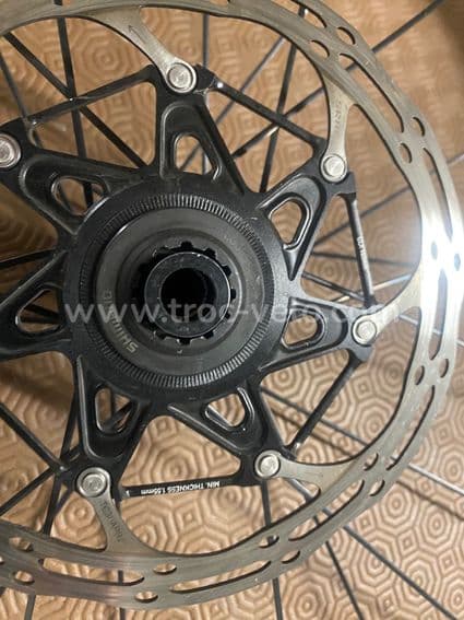 Roues carbone DT swiss 240 - 11