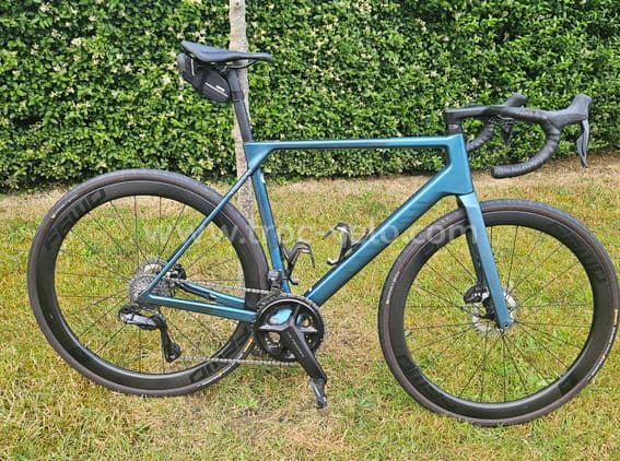 Canyon Ultimate CF SLX8 taille L - 1