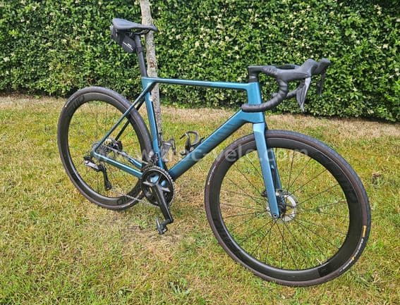 Canyon Ultimate CF SLX8 taille L - 2