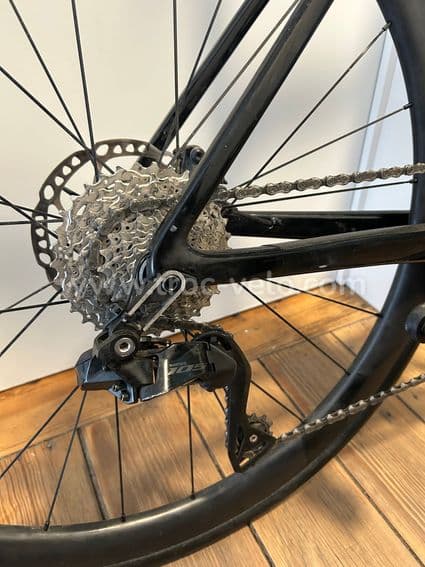 Merida Scultura 6000 Carbone 2024 | 105 Di2 | Roues Vision SC40 - 6