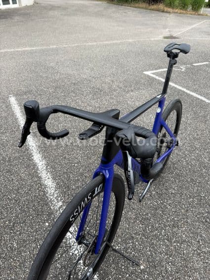 Canyon Aeroad CF SLX 8 eTap - 3