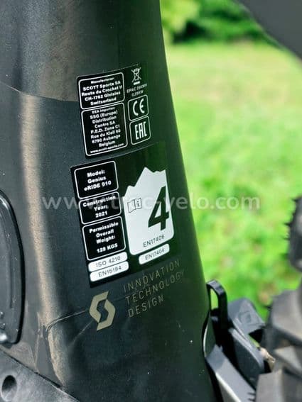 Scott Genius eRIDE 910 (EU) 2021 — Taille L — Carbone — 4 km seulement — Comme Neuf + accessoires - 15