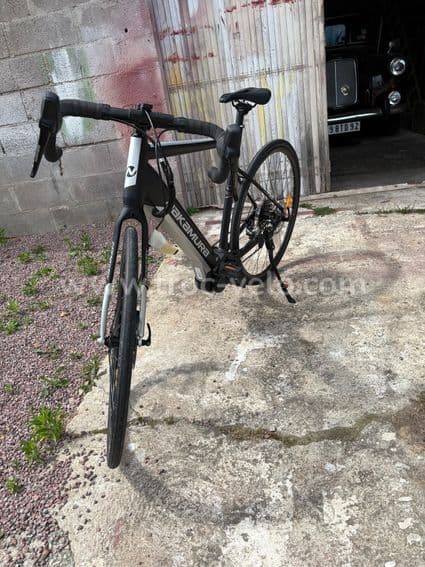 Vélo e-Century 500 neuf - 8