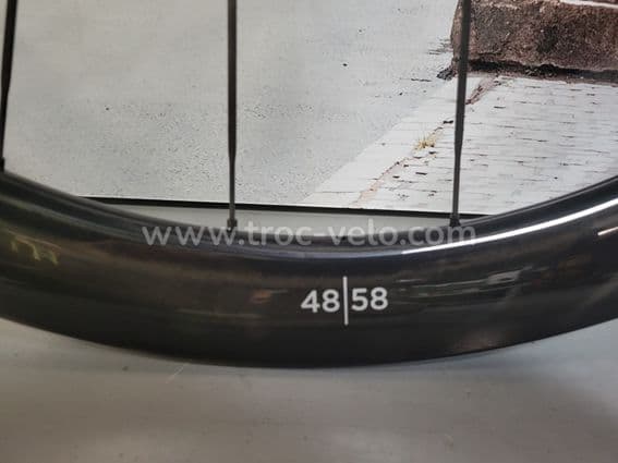 NEUF ! Paire de roues carbone Black Inc 48-58mm - 4