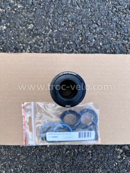 Boîtier pédalier ceramicspeed pressfit Shimano neuf - 2