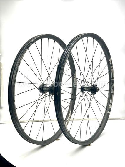 Roues Newmen - extralite artisanales - 1