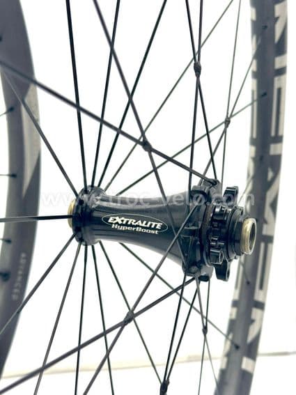 Roues Newmen - extralite artisanales - 2