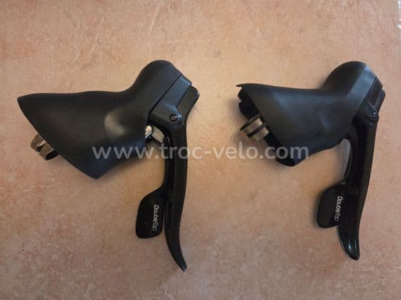 Lot de manettes et derailleurs SRAM - 7