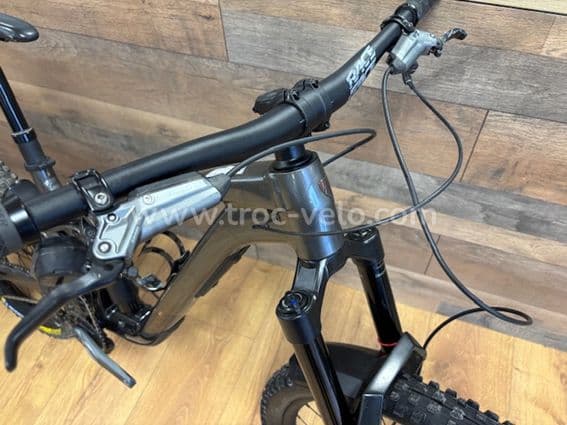 TREK SLASH 9 - 5