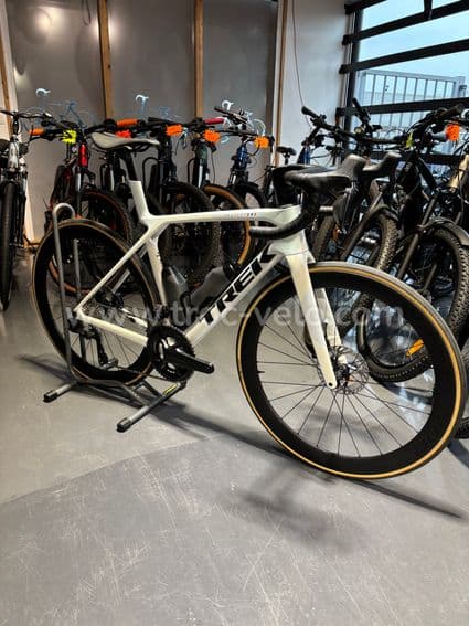 TREK MADONE SLR - 1