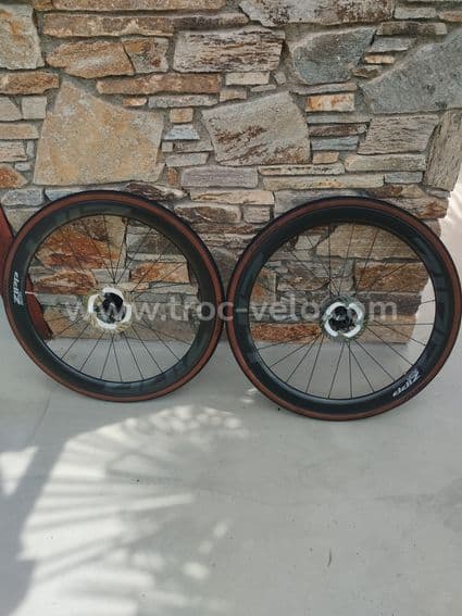 Roues ZIPP 303 S, complétes, quasi neuves - 1