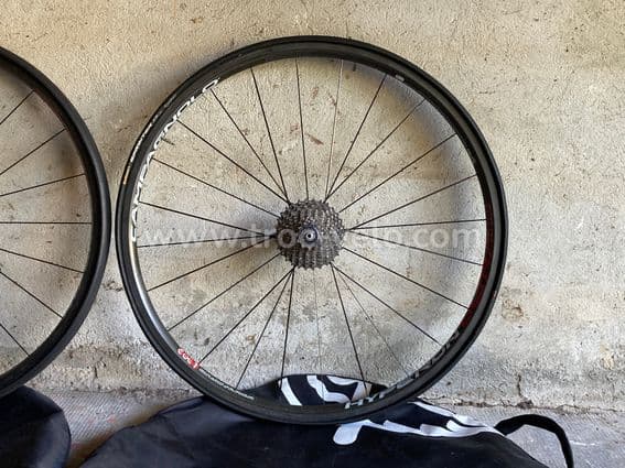 Roues carbone Campagnolo hyperon ultra two - 2