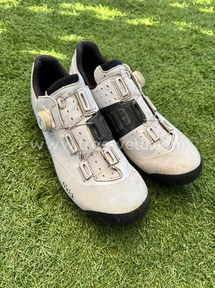 Chaussure VTT Fizik - Taille 43 - Blanc/Noir - 1