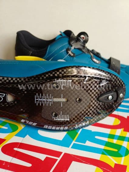 vds chaussures route sidi sixty taille 44 neuves - 2