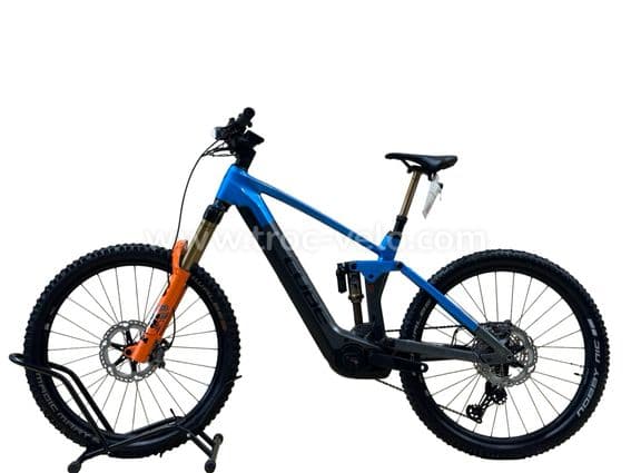 Cube Stereo Hybrid 160 HPC Actionteam 750 Carbon VTT électrique Shimano XT 2024 - 2