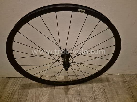 Vends roue arrière superboost 29 neuve - 4