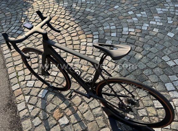 Canyon Endurance CF SLX 8 Di2 Aero - 3