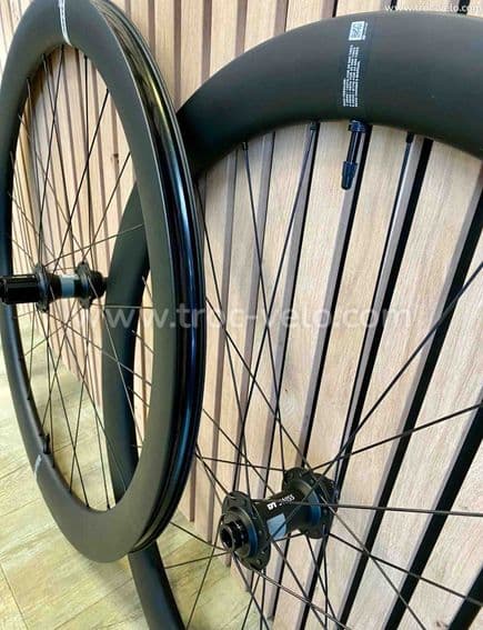 Roues Carbone Look R50D neuve tubeless ou chambre à air - 4