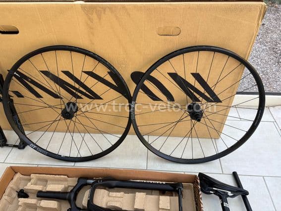 Lot de pièces VTT - 2