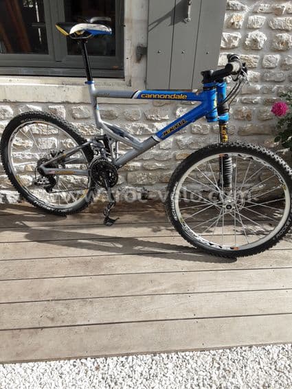 Collection de VTT Cannodale Raven, Jekyll, Super V, Keller V, F 2000 - 1